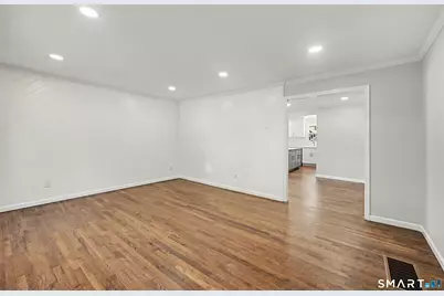80 Coolidge Avenue, Stamford, CT 06906 - Photo 14
