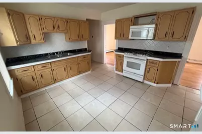 194 Sheridan Street, Bridgeport, CT 06610 - Photo 2