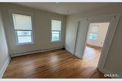 194 Sheridan Street, Bridgeport, CT 06610 - Photo 4