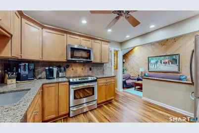 22 Oriole Drive, Norwalk, CT 06851 - Photo 14