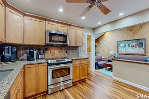 22 Oriole Dr, Norwalk, CT 06851 - Photo 14