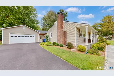 22 Oriole Drive, Norwalk, CT 06851 - Photo 4