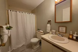 1448 Meriden Rd, Waterbury, CT 06705 - Photo 18