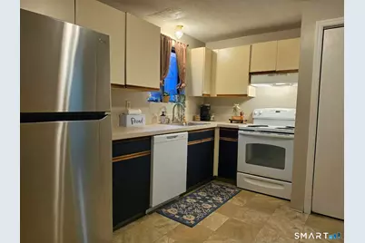 1448 Meriden Road #15, Waterbury, CT 06705 - Photo 8