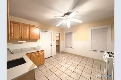 [Address not provided], Bridgeport, CT 06604 - Photo 4
