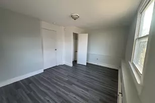 86 Edwards St, Hartford, CT 06382 - Photo 4