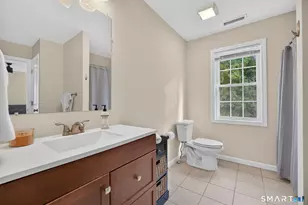 36 W Poplar Rd, Middletown, CT 06457 - Photo 34
