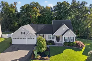 36 W Poplar Rd, Middletown, CT 06457 - Photo 1