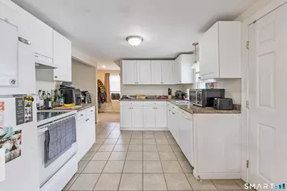 198 Washington Street, Wallingford, CT 06492 - Photo 4