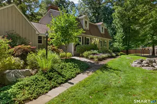 87 Chevas Rd, Avon, CT 06001 - Photo 2