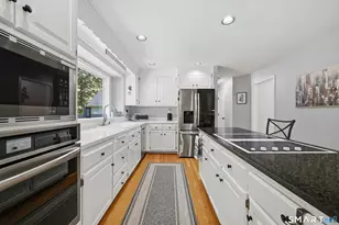 31 Bayberry Ln, New Milford, CT 06776 - Photo 12