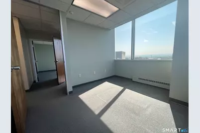 100 Retreat Avenue #903, Hartford, CT 06106 - Photo 6