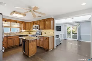 47 Sharon Dr, Wallingford, CT 06492 - Photo 6