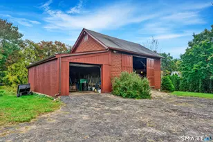 110 W High St, East Hampton, CT 06424 - Photo 26