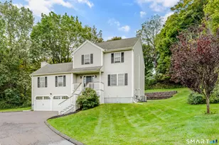 35 Lou Ann Terrace, Meriden, CT 06450 - Photo 2