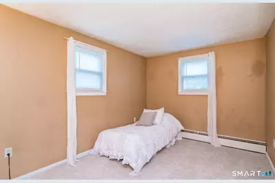 10 Sun Street, Enfield, CT 06082 - Photo 14