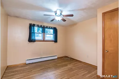 10 Sun Street, Enfield, CT 06082 - Photo 16