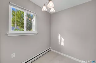 10 Knoll Ln, Simsbury, CT 06089 - Photo 4