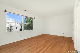 22 Dora St, Stamford, CT 06902 - Photo 12