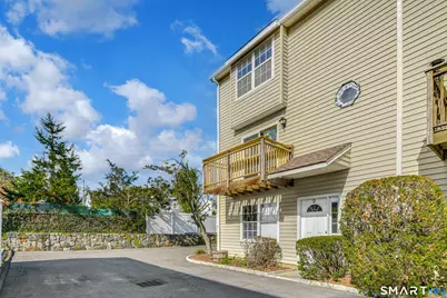 22 Dora Street #D, Stamford, CT 06902 - Photo 1