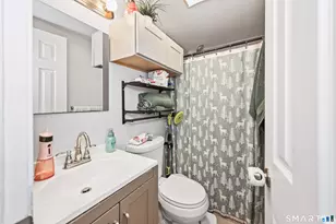 92 Pearl Lake Rd, Waterbury, CT 06706 - Photo 24