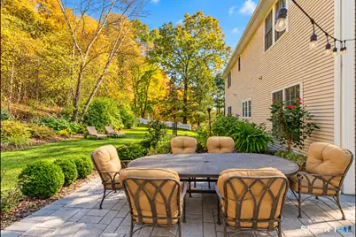 15 Wedgewood Court, Newtown, CT 06470 - Photo 36