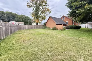 3330 Old Town Rd, Bridgeport, CT 06606 - Photo 18