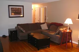 17 Juniper Ridge Dr, Waterbury, CT 06708 - Photo 2