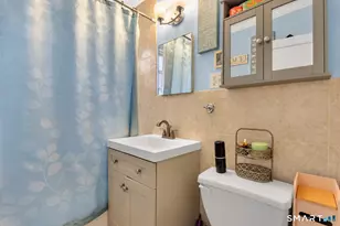 18 Robin Rd, West Hartford, CT 06119 - Photo 20