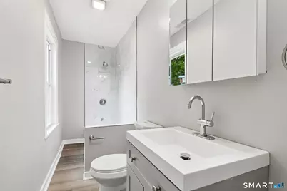 44 Burton Street, Waterbury, CT 06704 - Photo 14