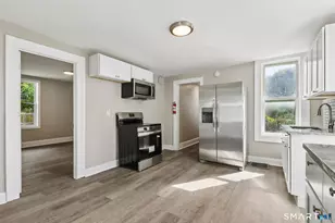 44 Burton St, Waterbury, CT 06704 - Photo 12