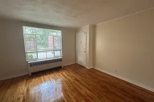 164 Virginia Ave, Bridgeport, CT 06610 - Photo 8