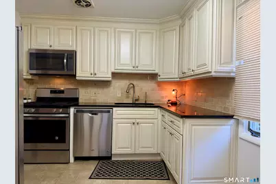 113 Florence Road #D, Branford, CT 06405 - Photo 8