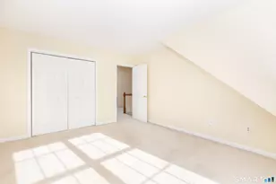 53 Fox Hollow Dr, Windsor Locks, CT 06096 - Photo 12