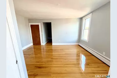 39 Pawtucket Street #3W, Hartford, CT 06114 - Photo 2