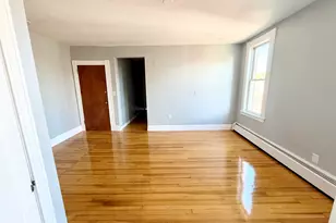 39 Pawtucket St, Hartford, CT 06114 - Photo 2