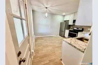 39 Pawtucket Street #3W, Hartford, CT 06114 - Photo 6