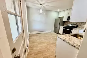 39 Pawtucket St, Hartford, CT 06114 - Photo 6
