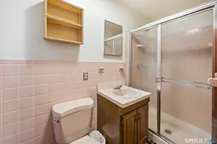 1140 Shepard Ave, Hamden, CT 06514 - Photo 16