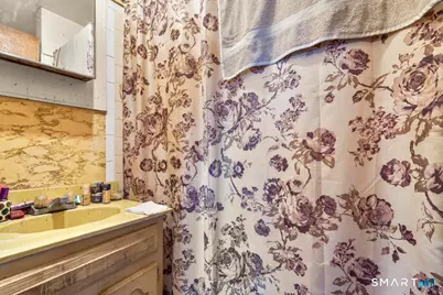71 Central Avenue, East Hartford, CT 06108 - Photo 10