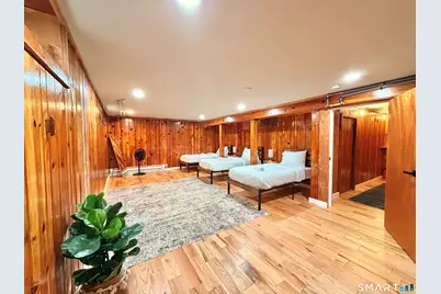 96 Roydon Road, New Haven, CT 06511 - Photo 16