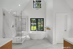 8 Somerset Ln, Greenwich, CT 06878 - Photo 20
