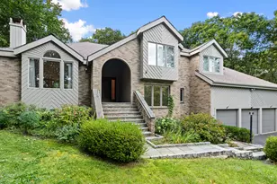 8 Sierra Way, Danbury, CT 06810 - Photo 1