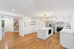 8 Sierra Way, Danbury, CT 06810 - Photo 6