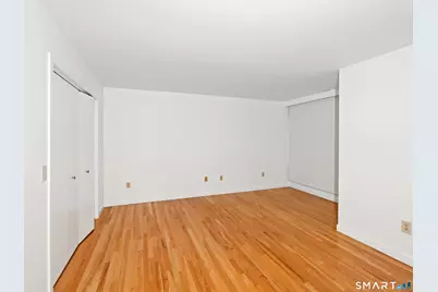 8 Sierra Way, Danbury, CT 06810 - Photo 14