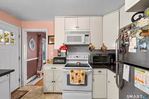 185 Columbus Ave, Meriden, CT 06451 - Photo 6