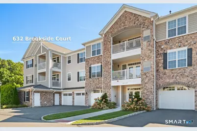632 Brookside Court #632, Newtown, CT 06470 - Photo 1
