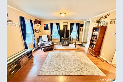 35 Prospect Street, Winchester, CT 06098 - Photo 6