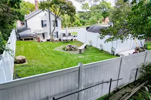 35 Prospect St, Winchester, CT 06098 - Photo 2
