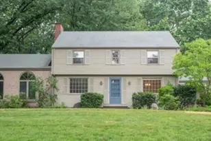 62 Buttonball Ln, Glastonbury, CT 06033 - Photo 2